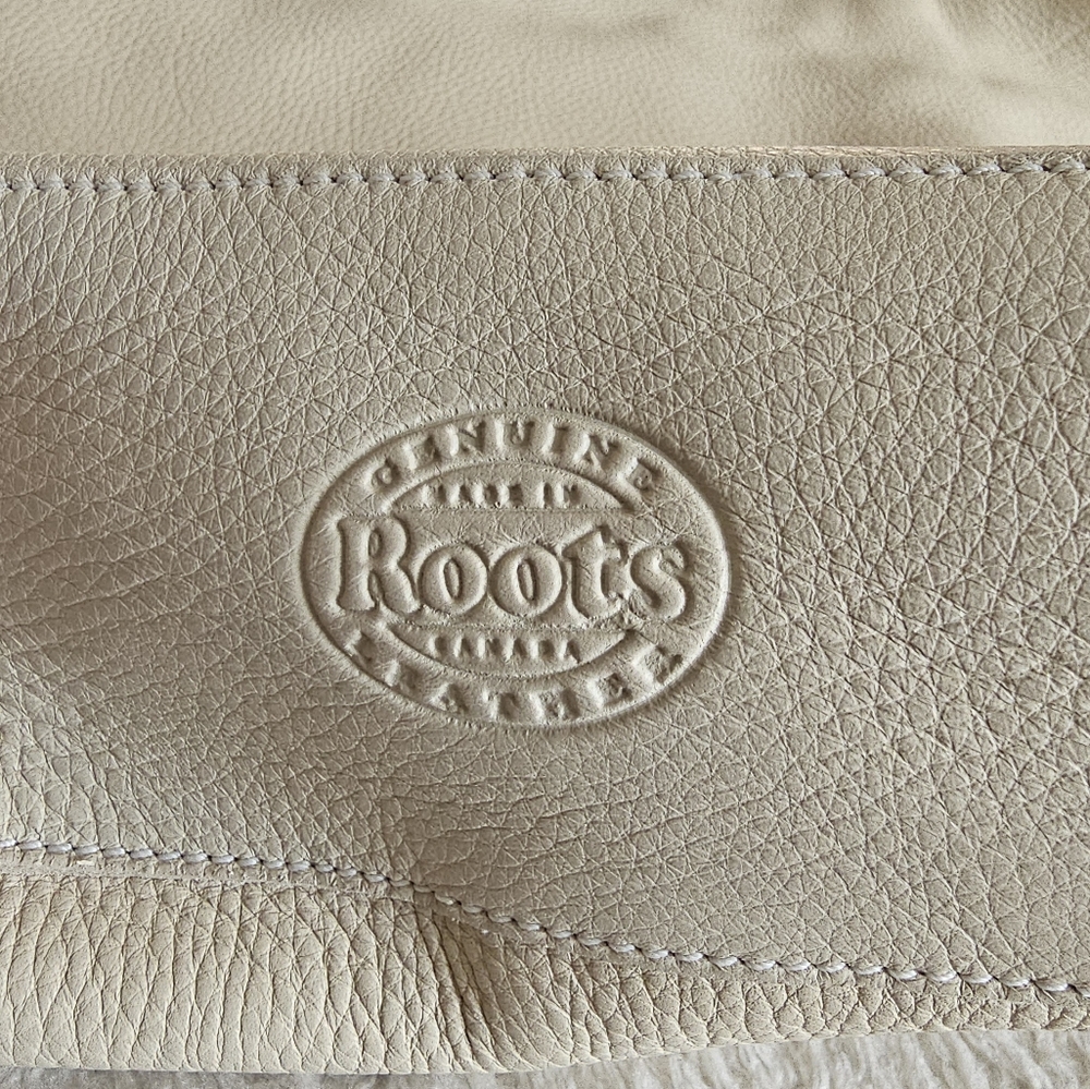 New Roots Shoulder Bag - Picture 4 of 6